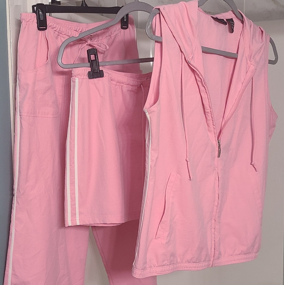 Ny & Co - Hoodie/Skort/Capri Set